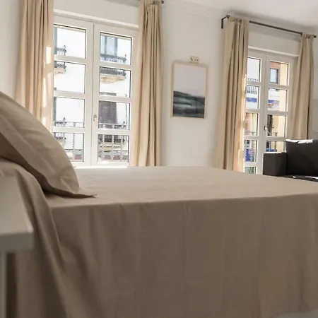 Centro La Paz By Casaturistica * Ronda