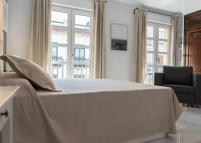 Centro La Paz By Casaturistica * Ronda